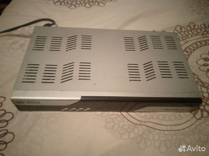 Ресивер триколор DRE-7300