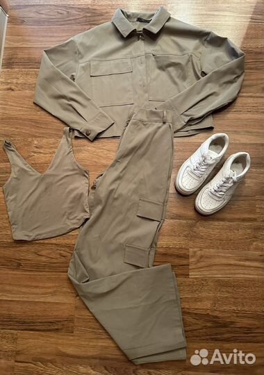 Одежда для женщин костюм