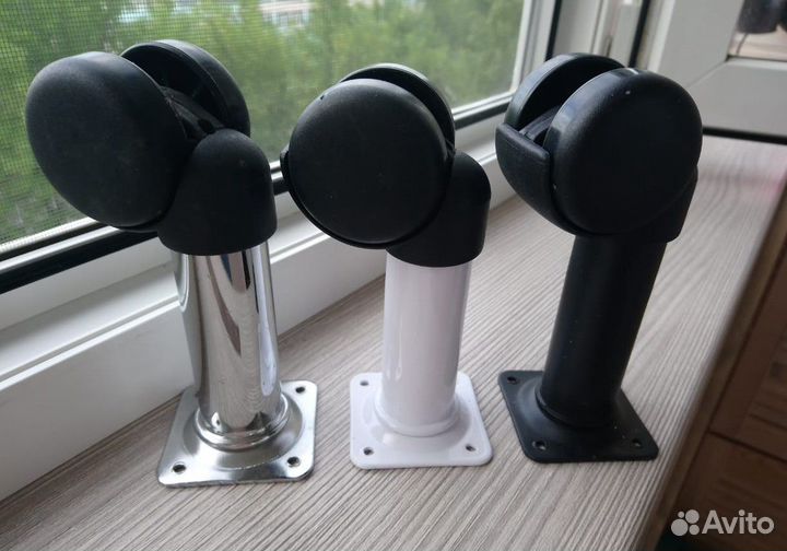 Мебельные ножки на колесиках