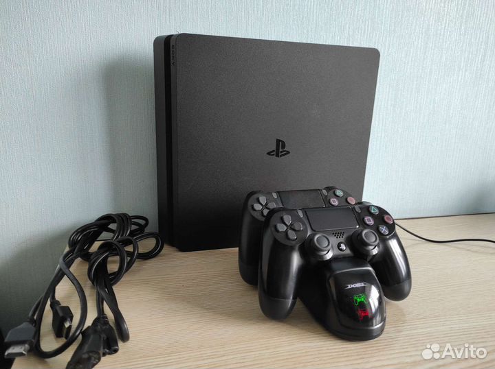 Sony Ps4 slim 2 геймпада + топ игры