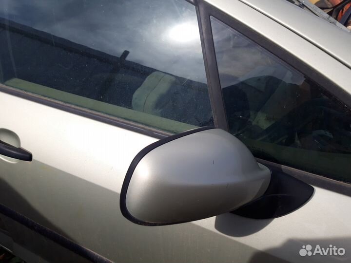 Зеркало правое пежо 407 В наличие