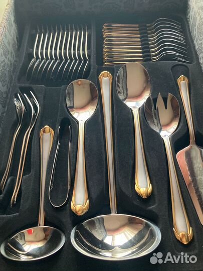 Набор столовых приборов на 12 персон