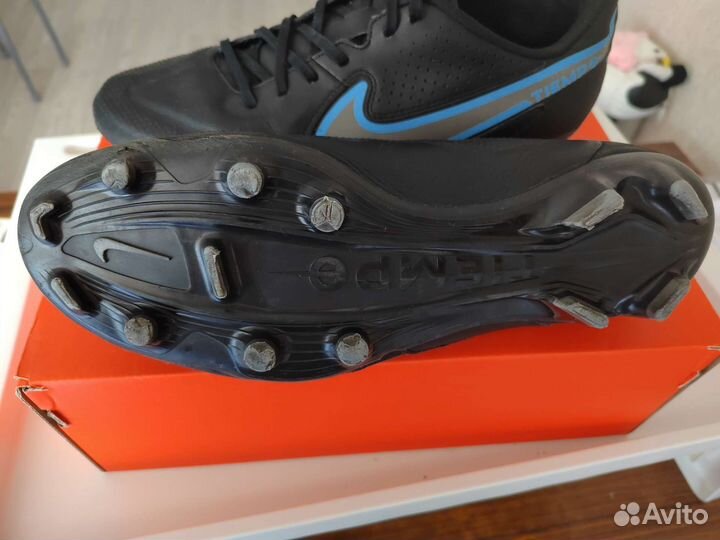 Футбольные бутсы 42 размер