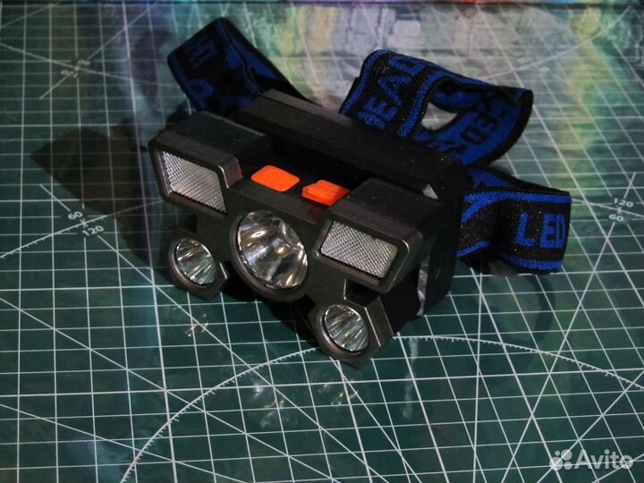 Налобный фонарик новый