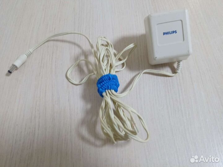 Адаптер philips 12v