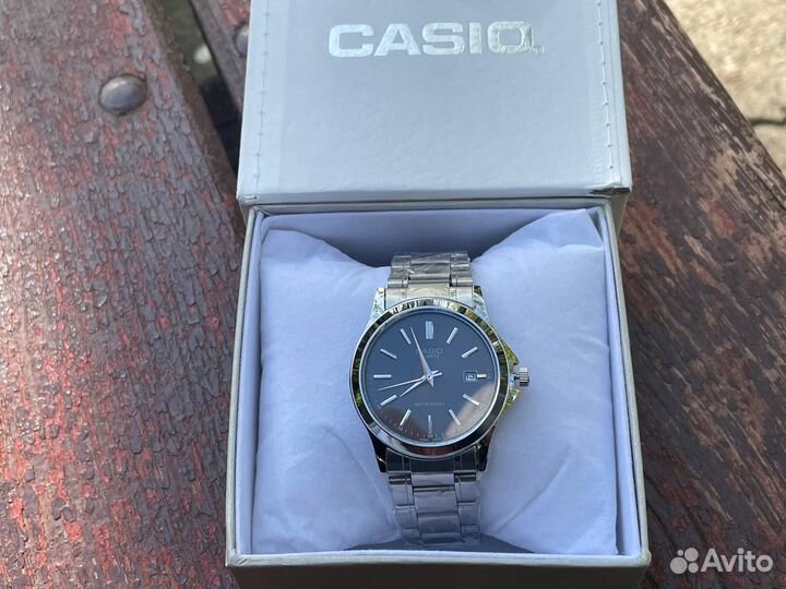 Часы Casio