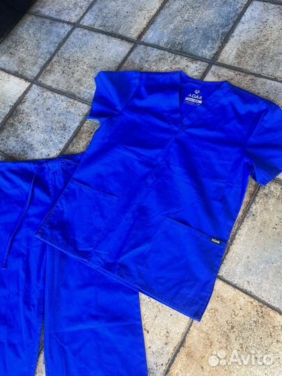 Медицинский костюм женский