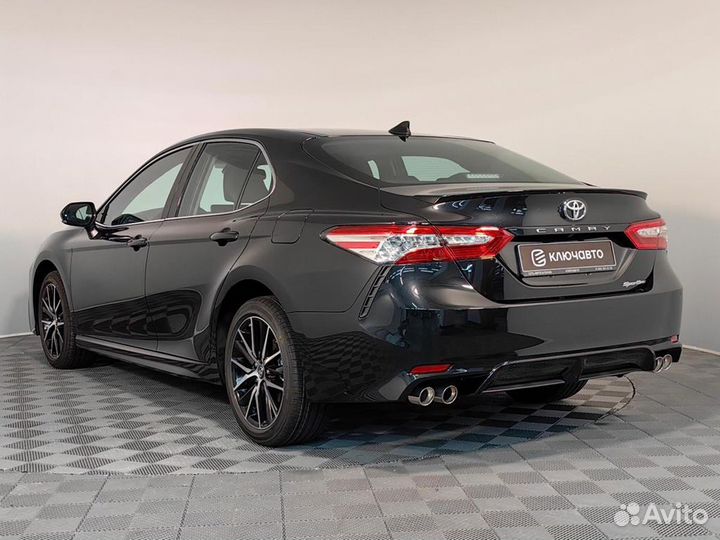 Toyota Camry 2.5 AT, 2023