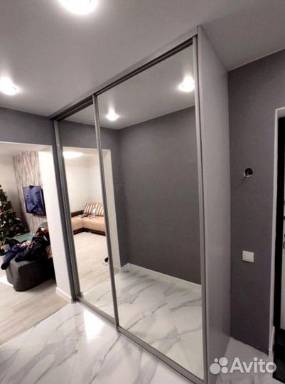 Шкаф купе в прихожую от фабрики