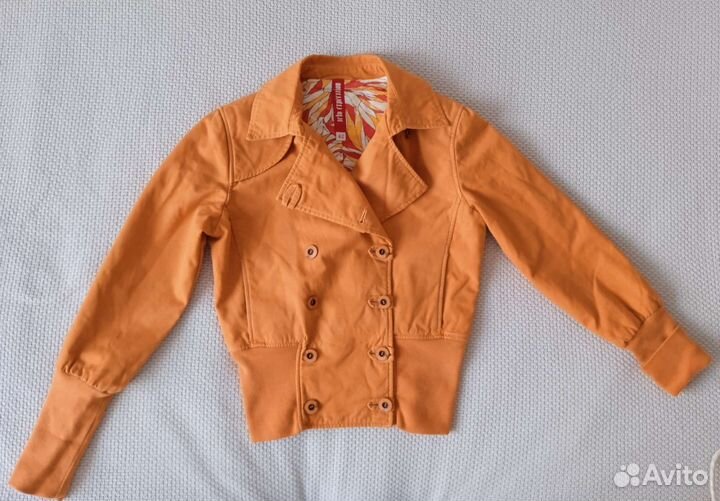 Куртка демисезонная женская 42 размер