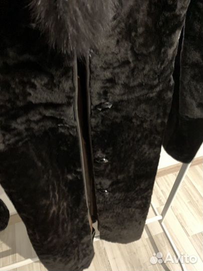 Шуба из натуральной овчины (воротник песец)