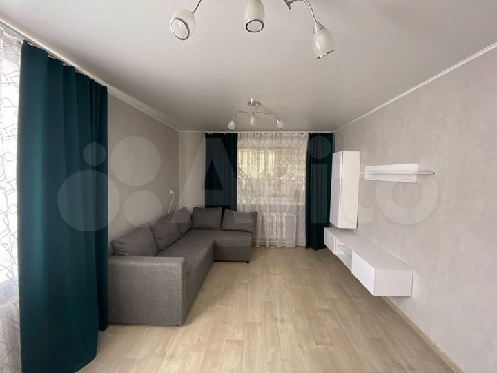 2-к. квартира, 49 м², 1/2 эт.