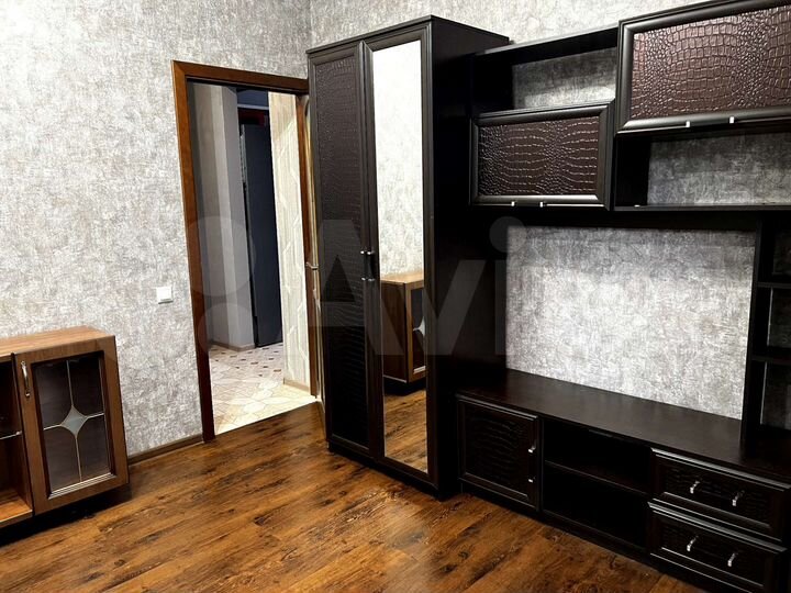 2-к. квартира, 53 м², 2/4 эт.