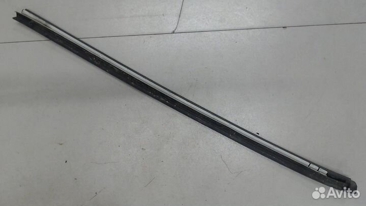 Молдинг стекла Opel Vectra B, 2000