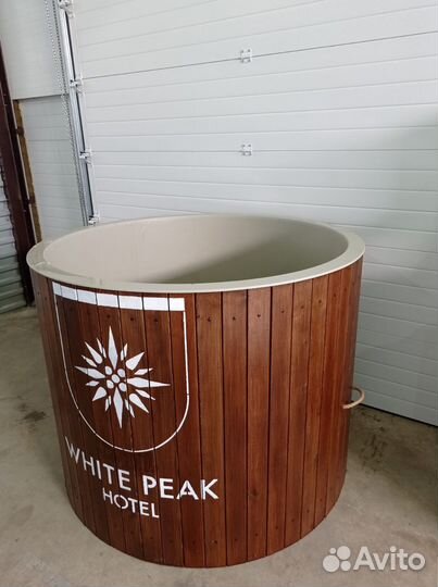 Купель с прямой спинкой от производителя