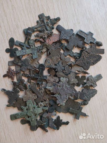 Старинные крестики, копанина