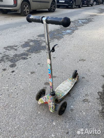 Самокат детский трехколесный