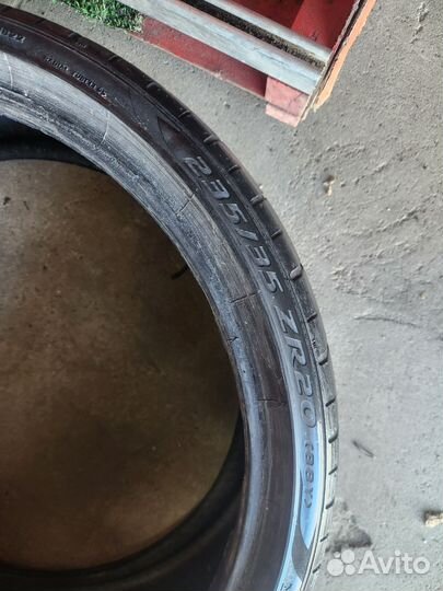 Pirelli P Zero 235/35 R20