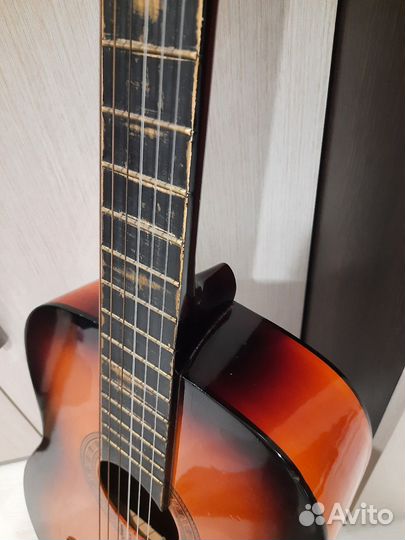 Гитара 6 струнная