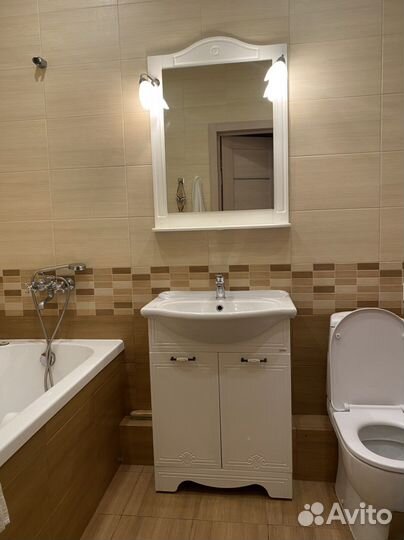 Тумба для ванной с зеркалом