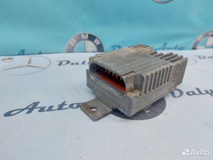 Блок управления вентилятором Mercedes-Benz E-Class