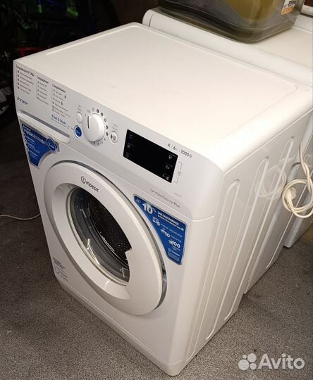 Стиральная машина Indesit (состояние новой)