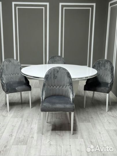 Кухонный стол,стулья / оплата при получении