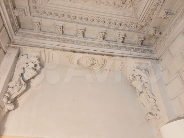 7-к. квартира, 148 м², 1/3 эт.