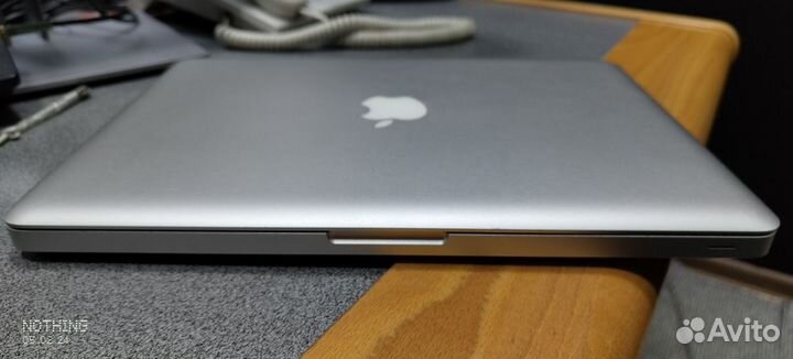 MacBook (13 дюйм., середина 2010 г.)