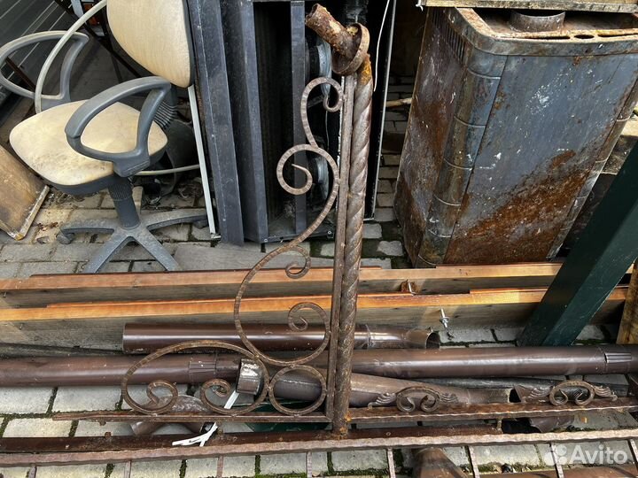 Ограждения балкона металлические