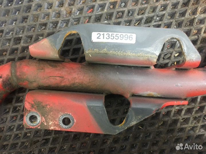 Кронштейн воздушного фильтра Volvo FM