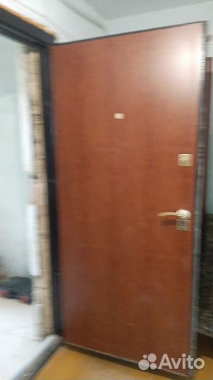 Дверь входная металлическая