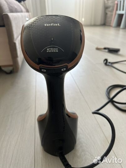 Отпариватель для одежды Tefal