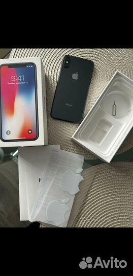 iPhone X, 256 ГБ