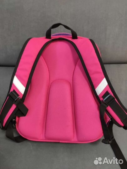 Рюкзак (школьный портфель)