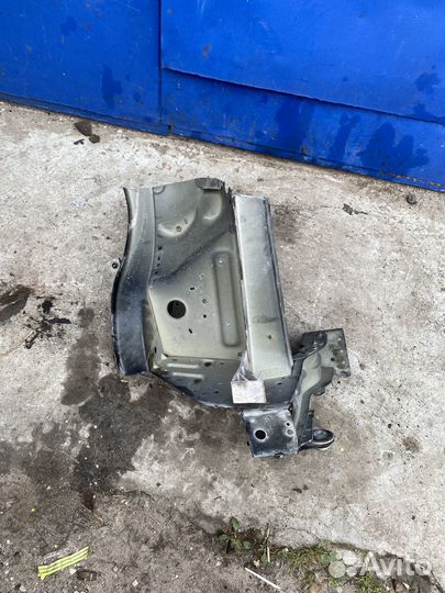 Лонжерон передний левый Peugeot 407