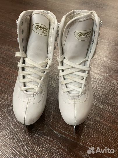 Коньки фигурные 35 размер женские