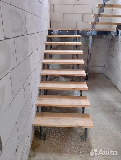 Лестницы на второй этаж