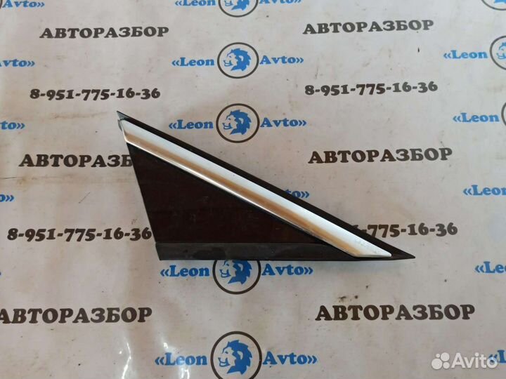 Накладка крыла правая Peugeot 3008