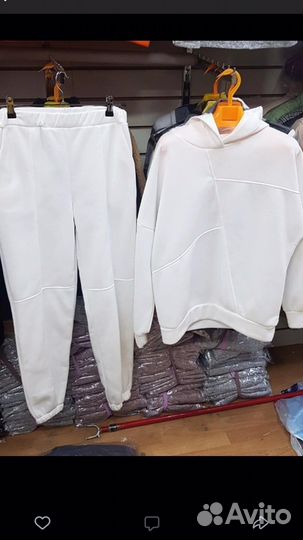 Костюм спортивный