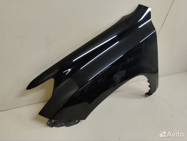 Крыло переднее левое Toyota Land Cruiser Prado