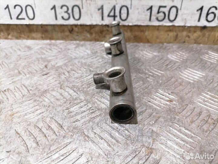 Рейка топливная рампа Audi A6 c6 C6