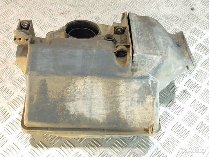 Корпус воздушного фильтра Renault Megane 2003 2009