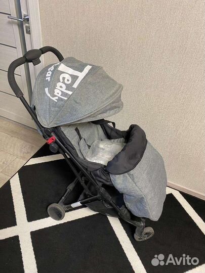 Коляска прогулочная