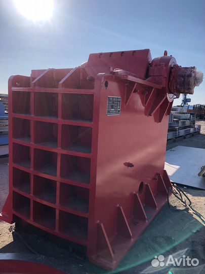 Щековая дробилка PE 750х1060