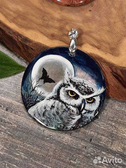 Кулон перламутровый 