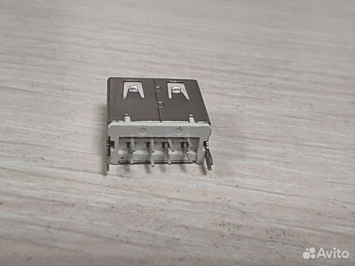 Разъем USB двухсторонний реверсивный