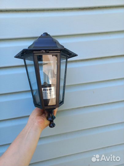 Светильник уличный настенный новый