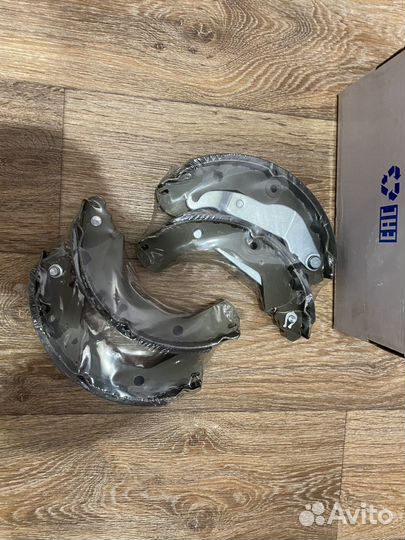 Колодки задние барабанные Aveo T300 оригинал