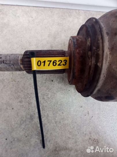 Полуось передняя левая (приводной вал, шрус) Renau